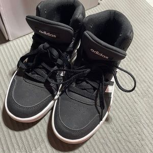 boys adidas high top shoes